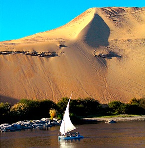 Eine Bootsfahrt für die Seele durch den ersten Nilkaterakt in Aswan.